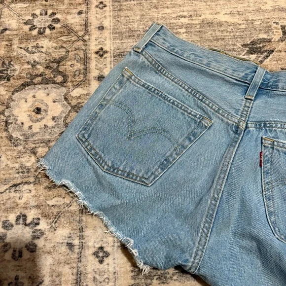 Levis premium festival western 501 cutoff fringe denim shorts size 27 - Picture 5 of 8